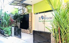 B Shaw Hotel